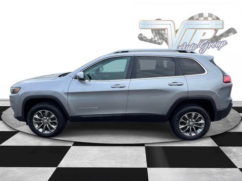 Used 2019 Jeep Cherokee Latitude Plus w/ Comfort/Convenience Group AWD/4WD image 5