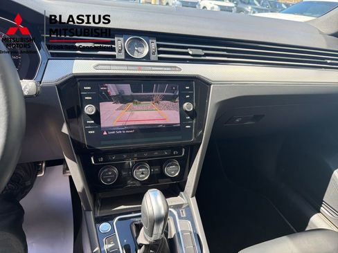 Used 2019 Volkswagen Arteon SEL AWD/4WD image 36