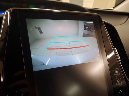 Used 2019 Toyota Prius Limited image 26