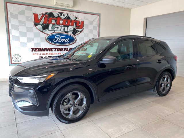Used 2025 Ford Escape ST-Line FWD image 1