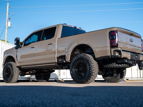 New 2026 Ford F250 Lariat w/ Lariat Ultimate Package image 6