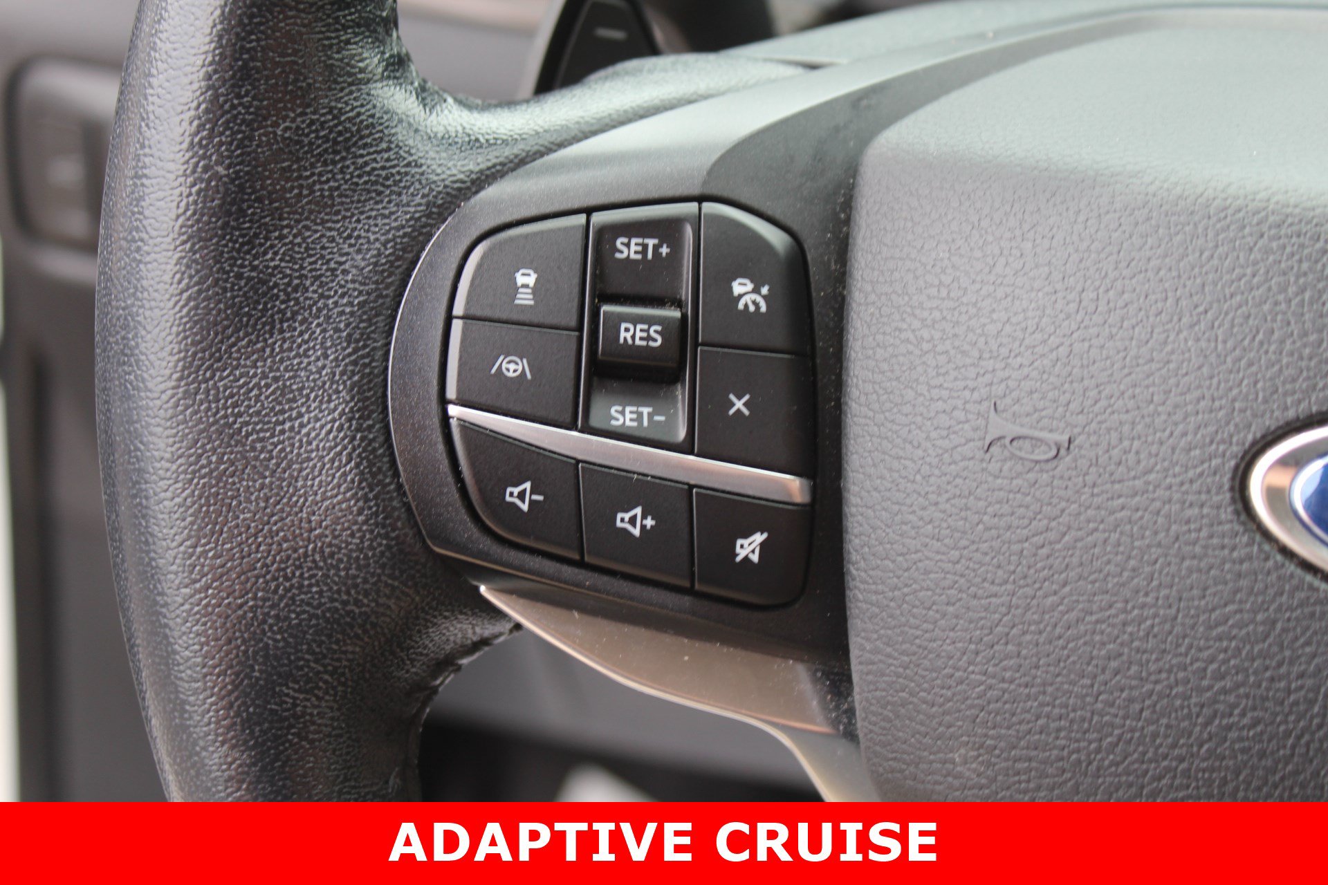 Used 2020 Ford Explorer Limited RWD image 16