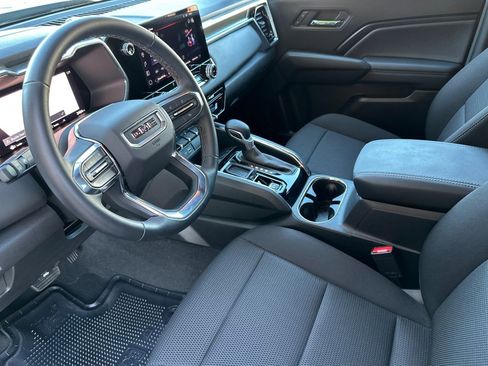 Certified 2025 GMC Canyon Elevation image 10