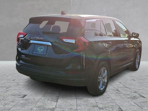 Certified 2024 GMC Terrain SLE FWD image 4