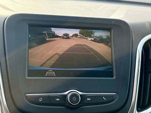 Used 2020 Chevrolet Equinox LT FWD image 14