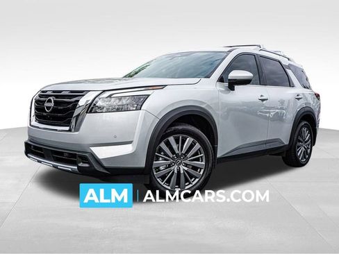 Used 2025 Nissan Pathfinder SL w/ SL Premium Package image 1