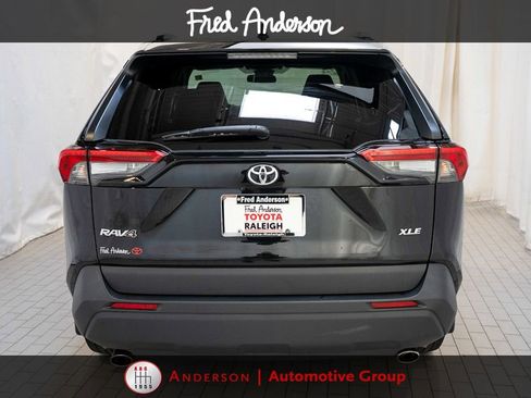 Used 2024 Toyota RAV4 XLE Premium FWD image 4