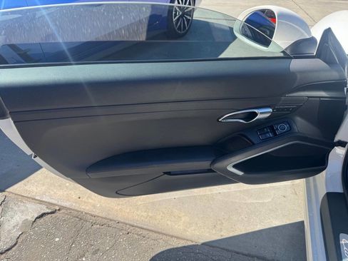 Used 2012 Porsche 911 Carrera S image 11