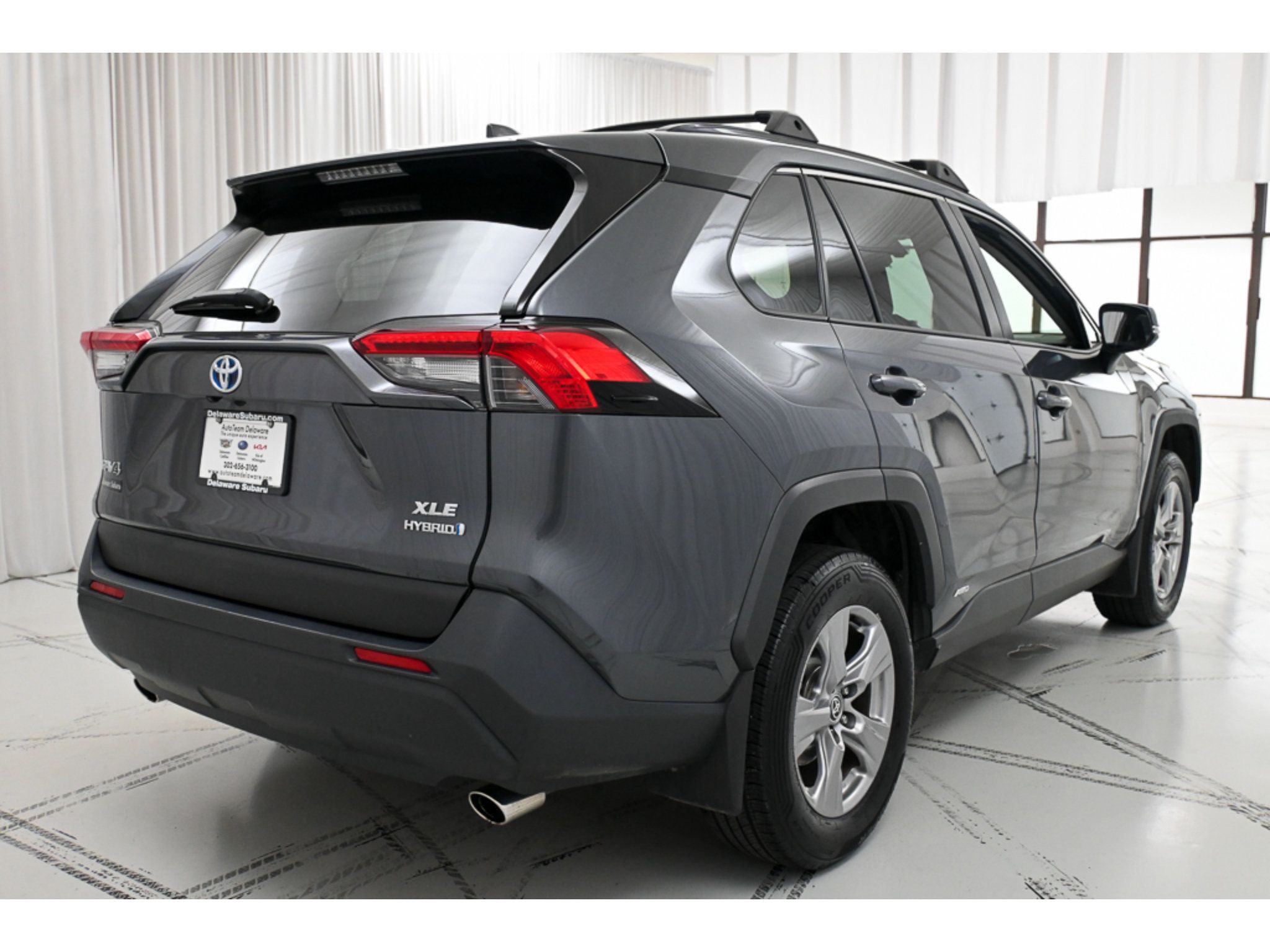 Used 2023 Toyota RAV4 XLE w/ Convenience Package AWD/4WD image 7