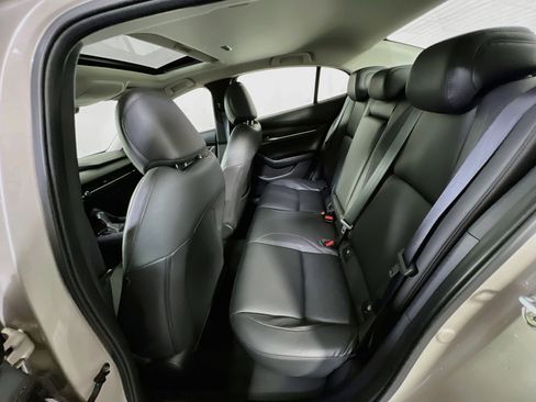 Used 2023 MAZDA MAZDA3 s FWD image 24