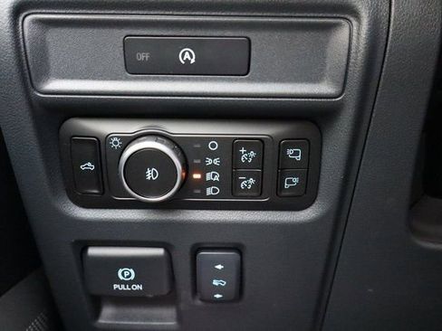 New 2025 Ford F150 Lariat w/ Equipment Group 502A High image 43