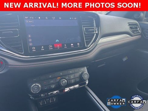 Used 2025 Dodge Durango GT w/ Blacktop Package image 11