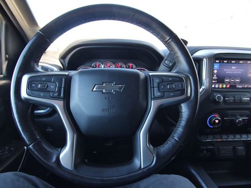 Used 2021 Chevrolet Silverado 1500 LT Trail Boss w/ Convenience Package II image 20