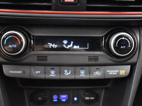 Used 2019 Hyundai Kona Ultimate image 23