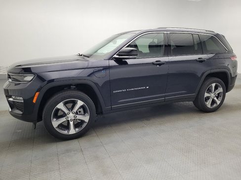 Used 2022 Jeep Grand Cherokee Limited 4xe AWD/4WD image 2
