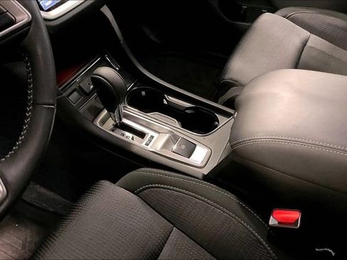 Used 2025 Subaru Ascent Premium AWD/4WD image 17