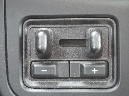 Used 2024 Ford Expedition Max Limited w/ Excursion Package image 9