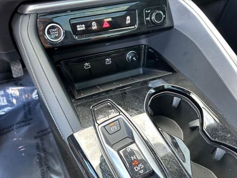 Certified 2025 Audi Q5 Premium Plus w/ Premium Plus AWD/4WD image 36