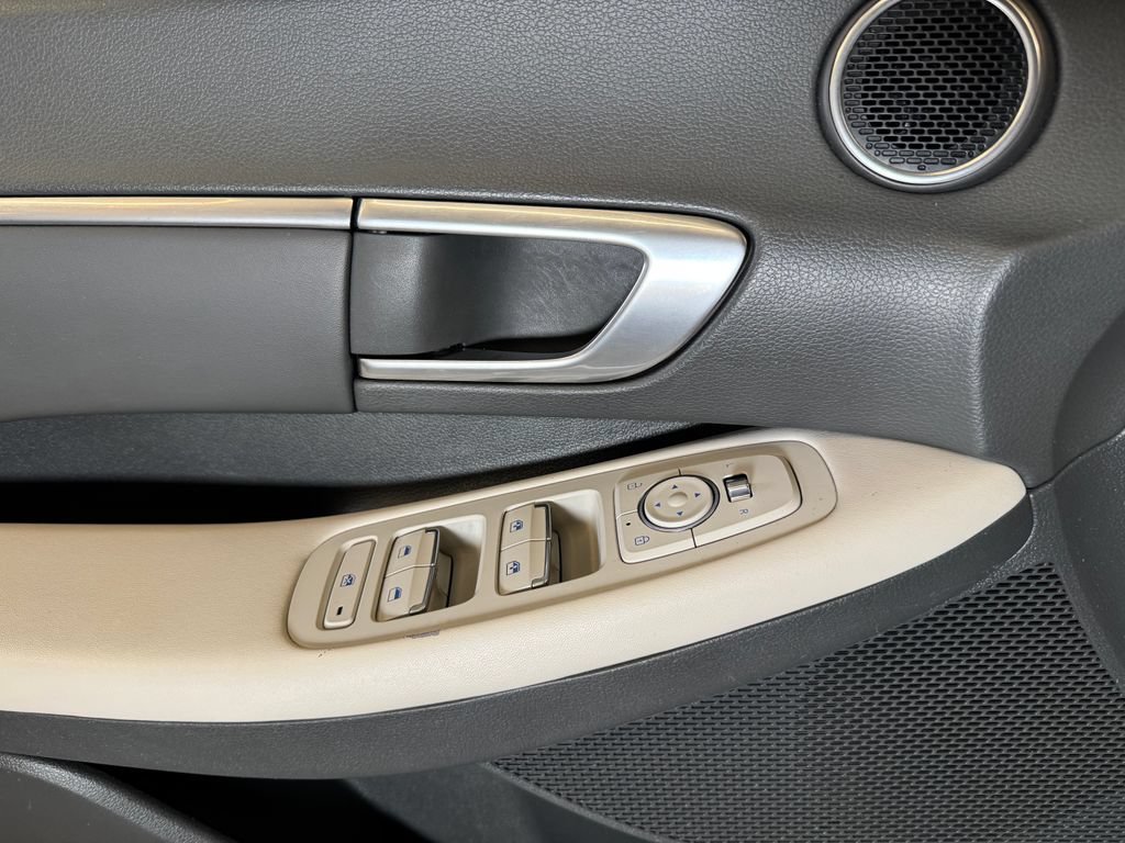Used 2022 Hyundai Sonata SEL FWD image 19