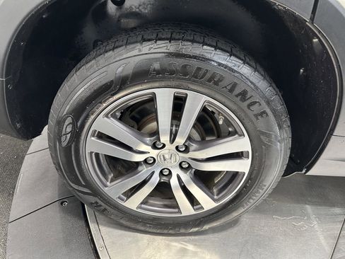 Used 2017 Honda Pilot EX-L image 11