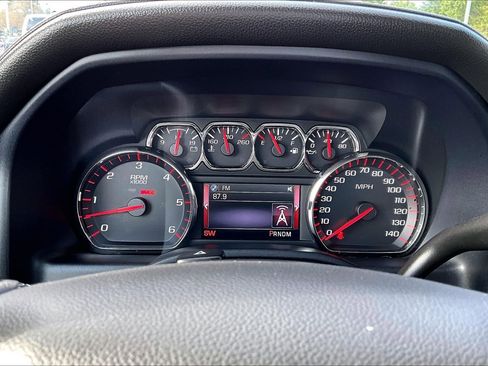 Used 2015 GMC Sierra 1500 SLT w/ SLT Preferred Package AWD/4WD image 13