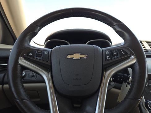 Used 2014 Chevrolet Malibu LT FWD image 24