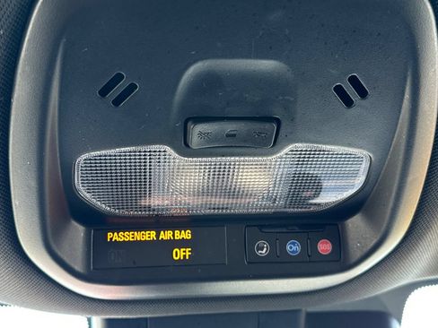 Used 2026 Chevrolet Trax RS w/ Driver Confidence Package FWD image 23