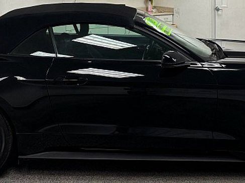 Used 2015 Ford Mustang Convertible w/ Equipment Group 051A RWD image 4