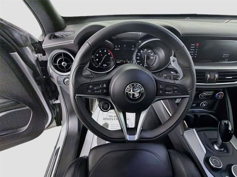 Used 2019 Alfa Romeo Stelvio Ti Sport w/ Quick Order Package 22S Sport AWD/4WD image 11