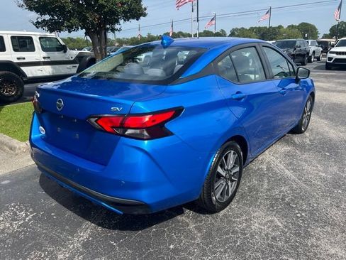 Used 2021 Nissan Versa SV FWD image 22