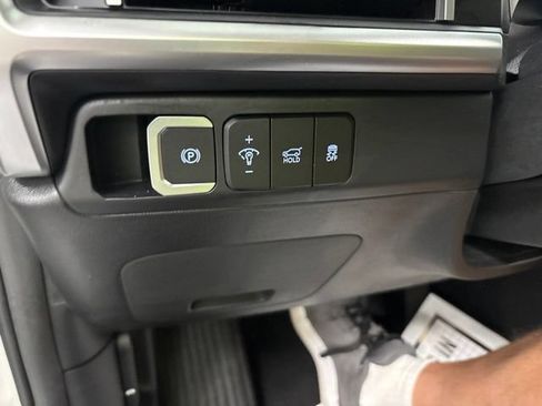 Used 2026 Hyundai Santa Fe SEL FWD image 26
