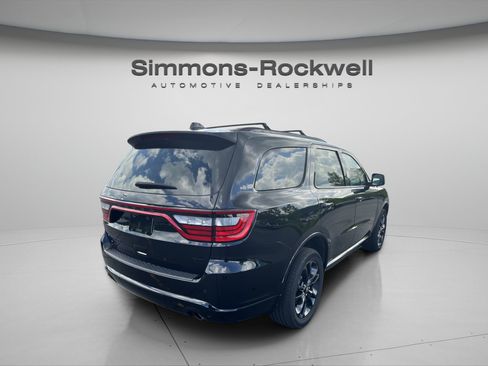 Used 2025 Dodge Durango GT w/ Blacktop Package AWD/4WD image 5
