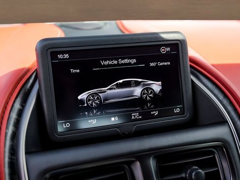 Used 2019 Aston Martin DBS Superleggera RWD image 17