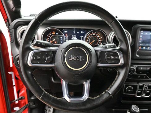 Used 2020 Jeep Wrangler Unlimited Sahara AWD/4WD image 15