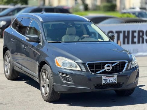 Used 2013 Volvo XC60 3.2 image 2
