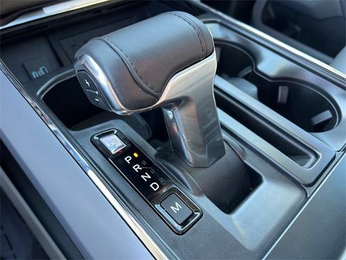 Used 2024 Ford F150 Lariat w/ Equipment Group 502A High image 31