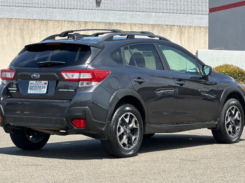 Used 2019 Subaru Crosstrek 2.0i Premium w/ Popular Package #2 AWD/4WD image 2