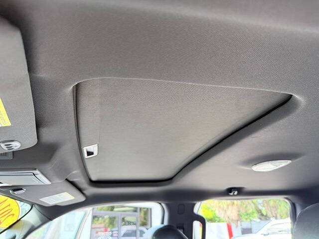 Used 2014 Ford F150 Platinum AWD/4WD image 16