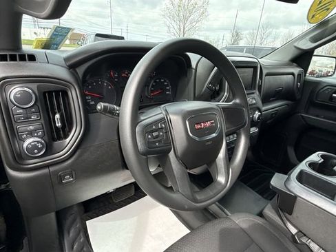 Used 2023 GMC Sierra 1500 Pro w/ Pro Value Package AWD/4WD image 10