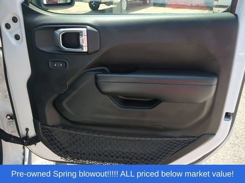 Used 2018 Jeep Wrangler Unlimited Sport S AWD/4WD image 40