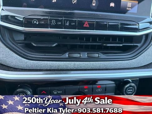 Used 2024 Jeep Compass Latitude w/ Altitude Special Edition AWD/4WD image 19