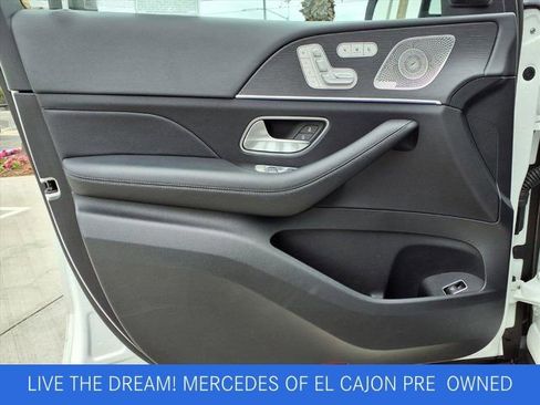 Used 2024 Mercedes-Benz GLS 450 4MATIC image 12