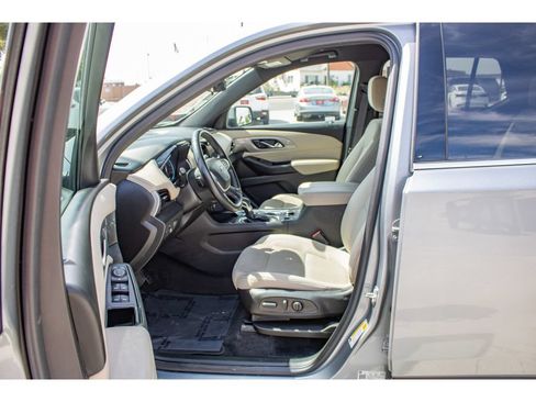 Used 2023 Chevrolet Traverse LT w/ LPO, Cargo Package AWD/4WD image 28