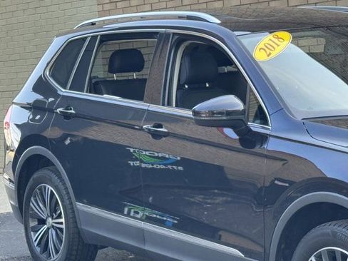 Used 2018 Volkswagen Tiguan SEL FWD image 4