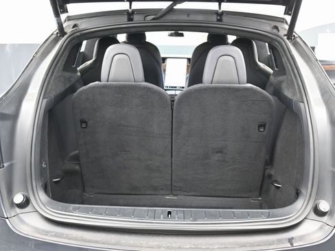 Used 2021 Tesla Model X Long Range image 37