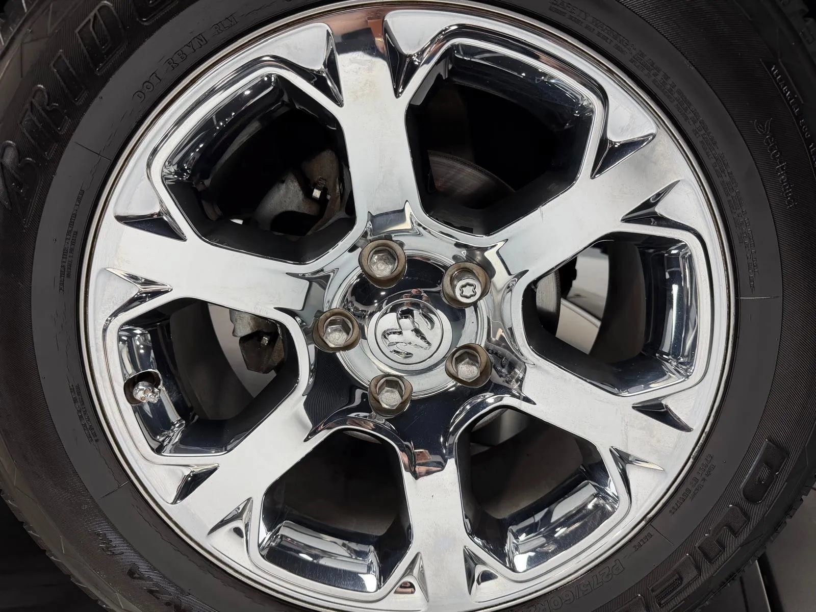 Used 2014 RAM 1500 Laramie RWD image 8