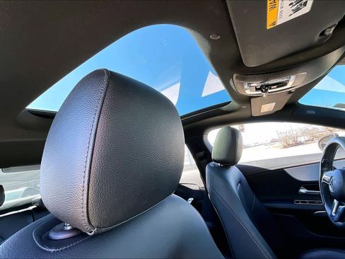 Used 2023 Mercedes-Benz CLA 250 image 12