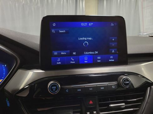 Used 2021 Ford Escape Titanium FWD image 17