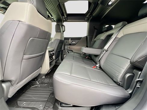 New 2025 GMC Hummer EV 2X image 17