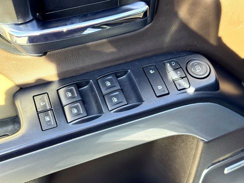 Used 2015 Chevrolet Silverado 2500 LTZ w/ Duramax Plus Package image 16